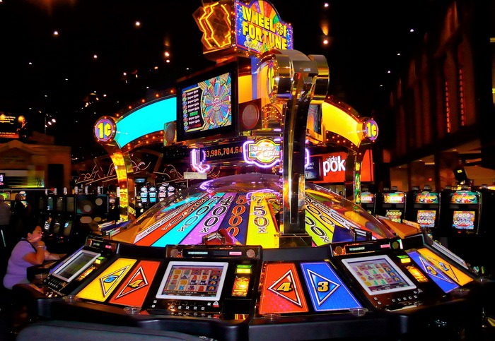 Великий ігровий автомат у казино
