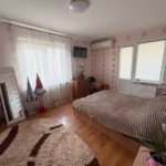 Кімната в квартирі, підготовленій під продаж