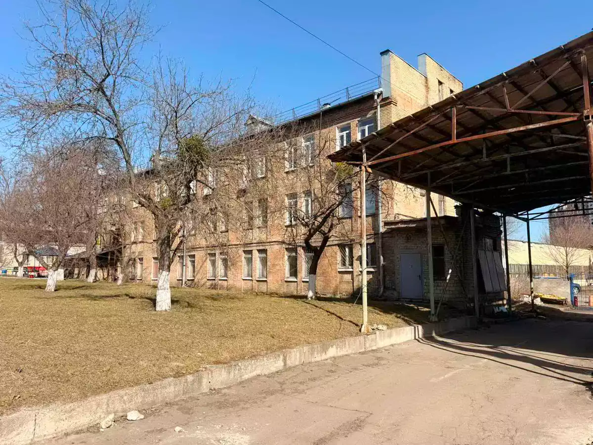 Administrative building