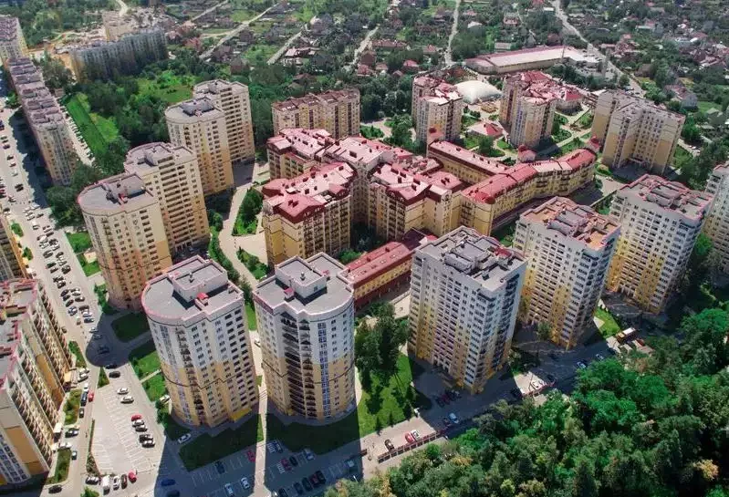 Apartment buildings in the suburbs of Kyiv